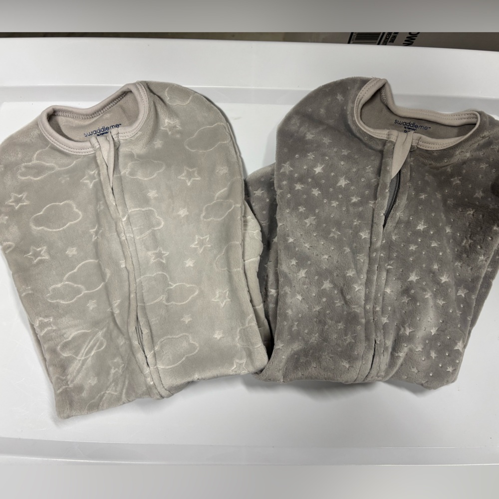 BRAND NEW Swaddleme 0-2 month swaddles